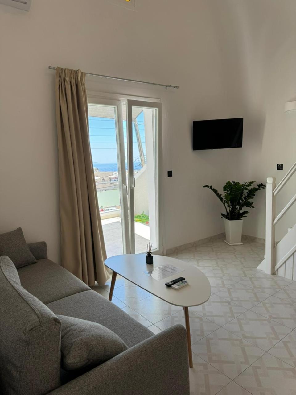 Gervi Suites Fira  Exteriör bild