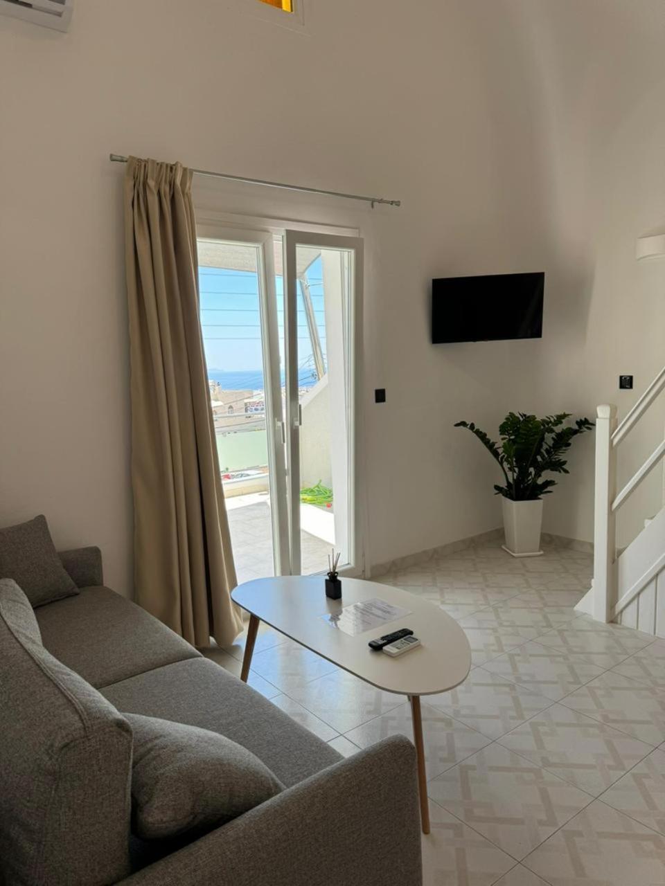 Gervi Suites Fira  Exteriör bild